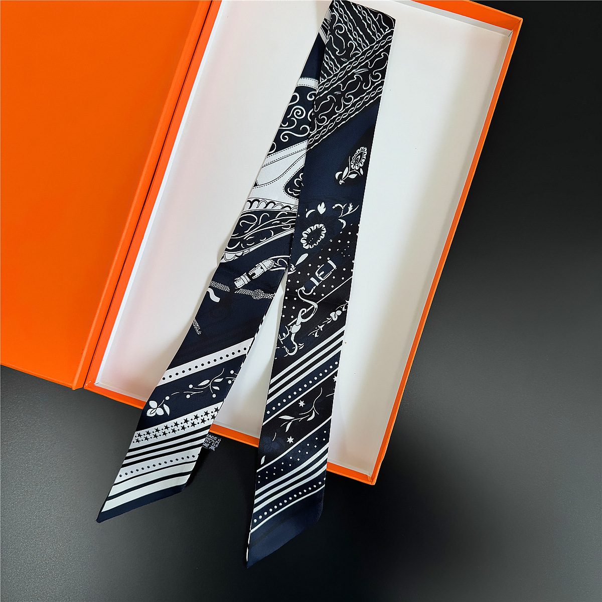 Écharpes en soie décoratives f - Ethnic Fashion Design avis et prix